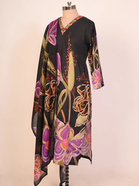 Black kurti set with Thread Work